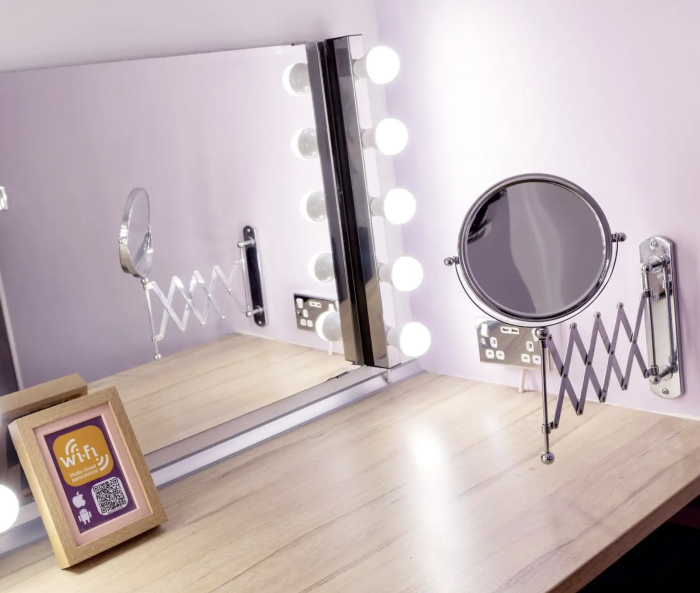 saracen dressing room